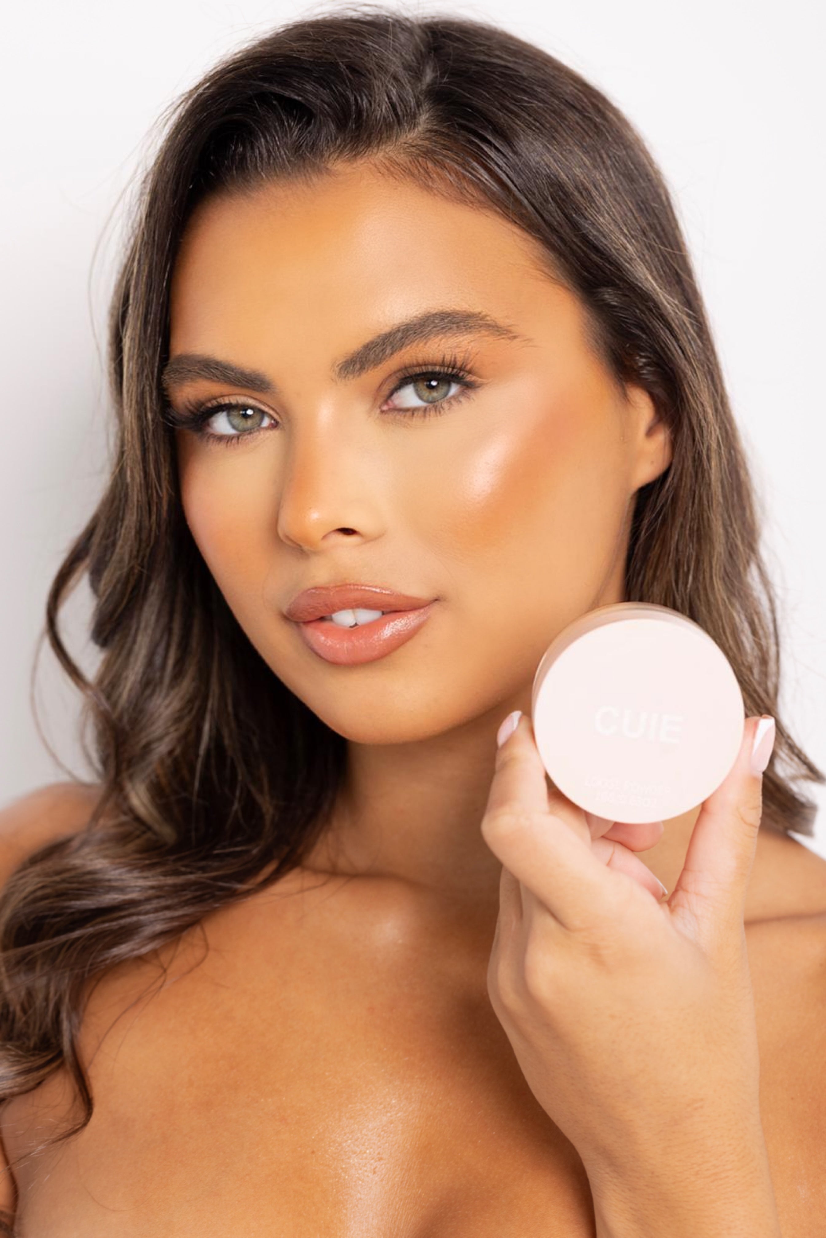 LOOSE POWDER