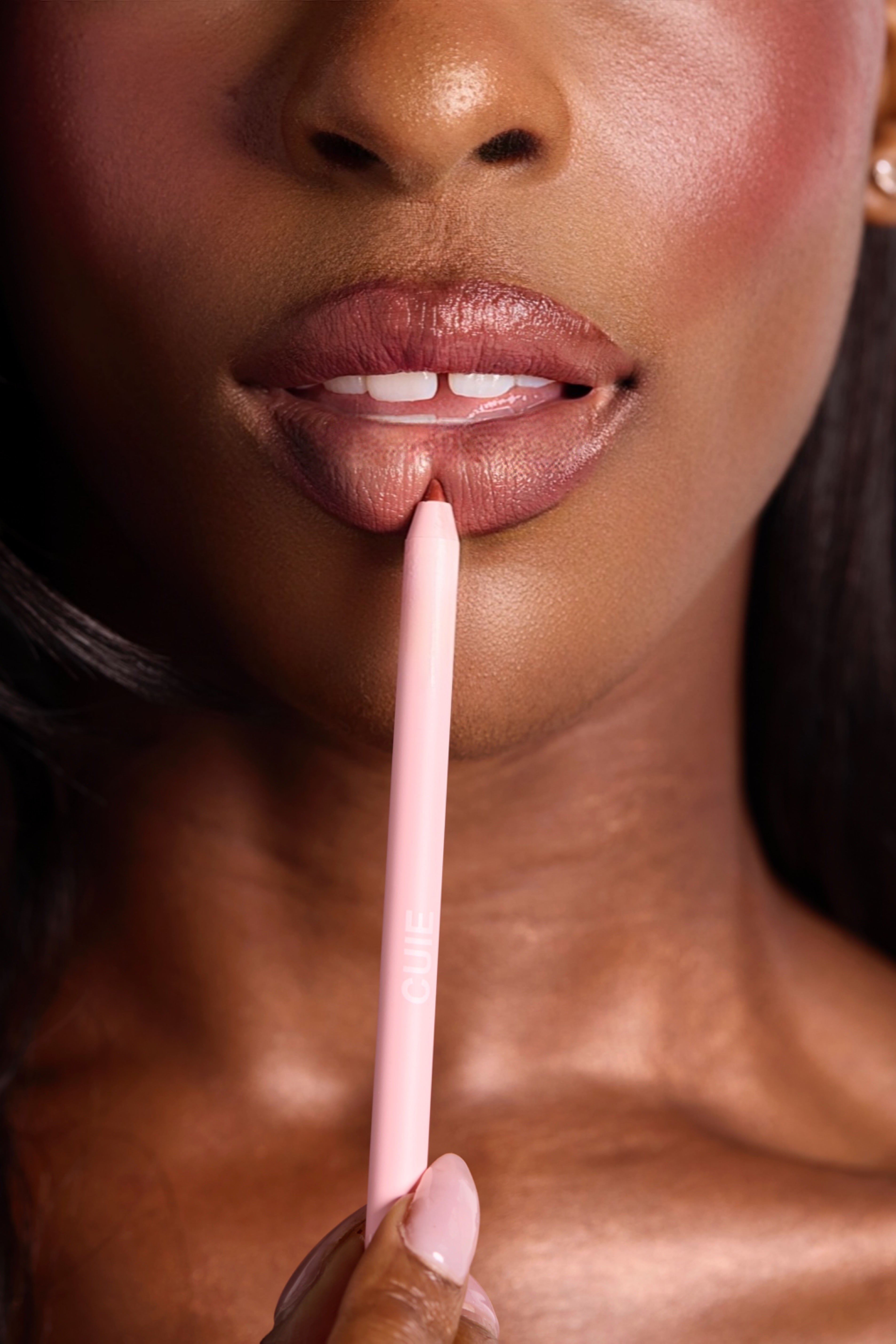 LIP LINER